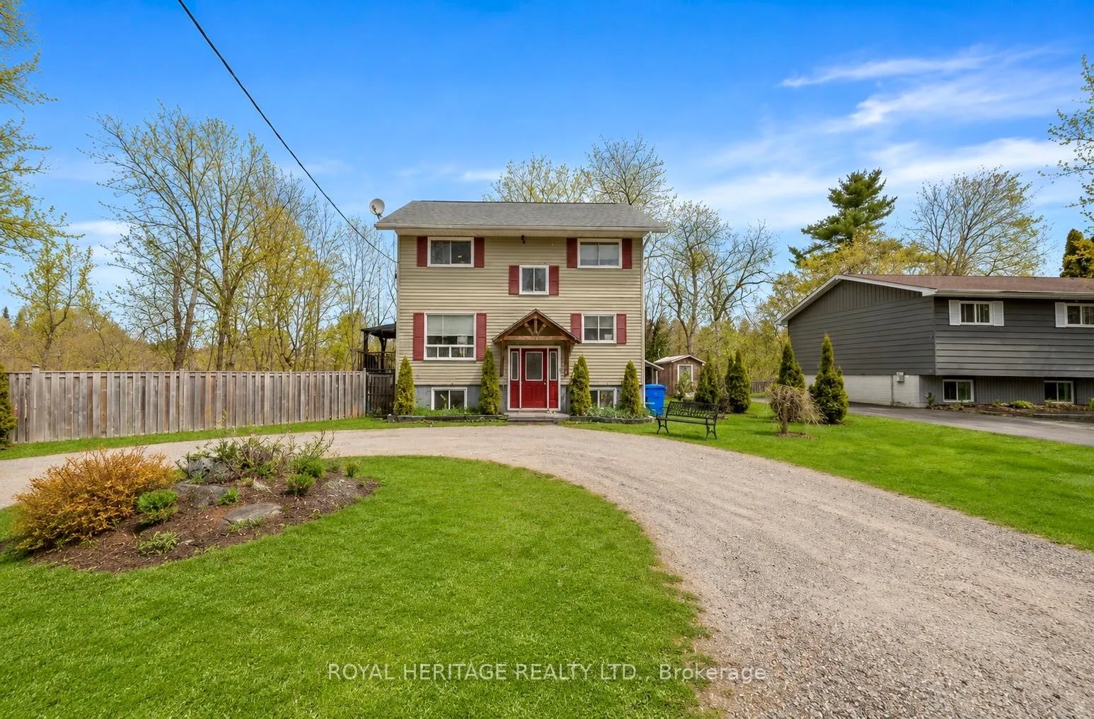 Photo 1 of 51 Robert Street, Bracebridge, Macaulay — HOMEH