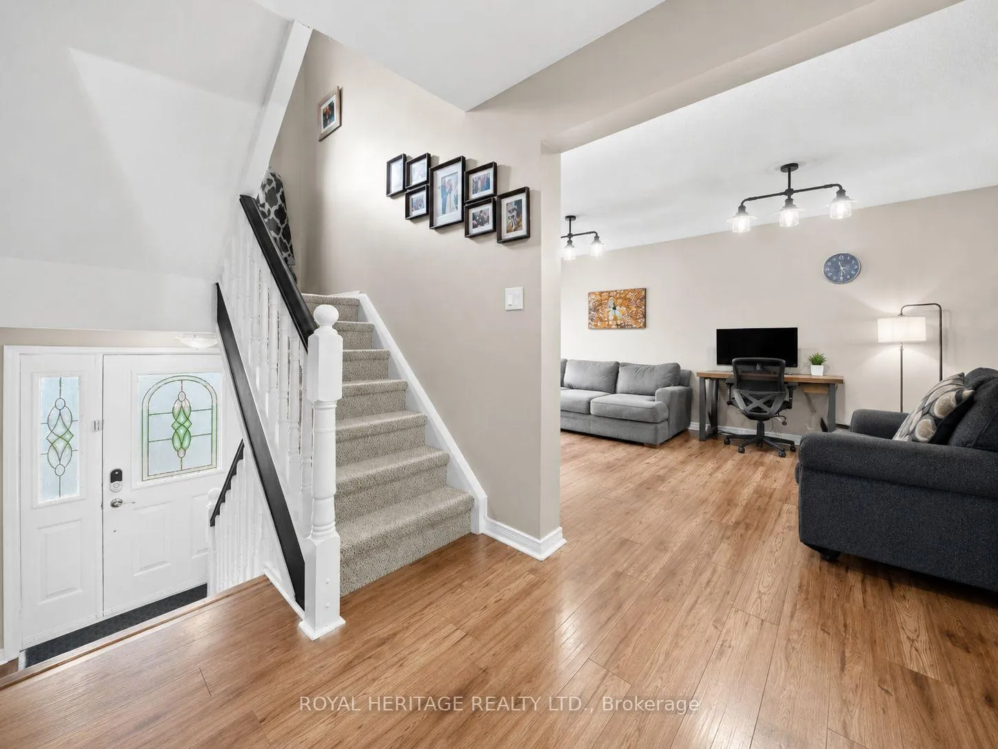 Photo 5 of 51 Robert Street, Bracebridge, Macaulay — HOMEH