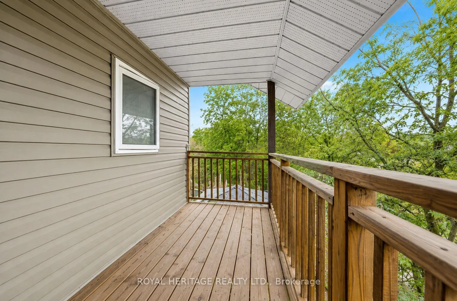 Photo 39 of 51 Robert Street, Bracebridge, Macaulay — HOMEH