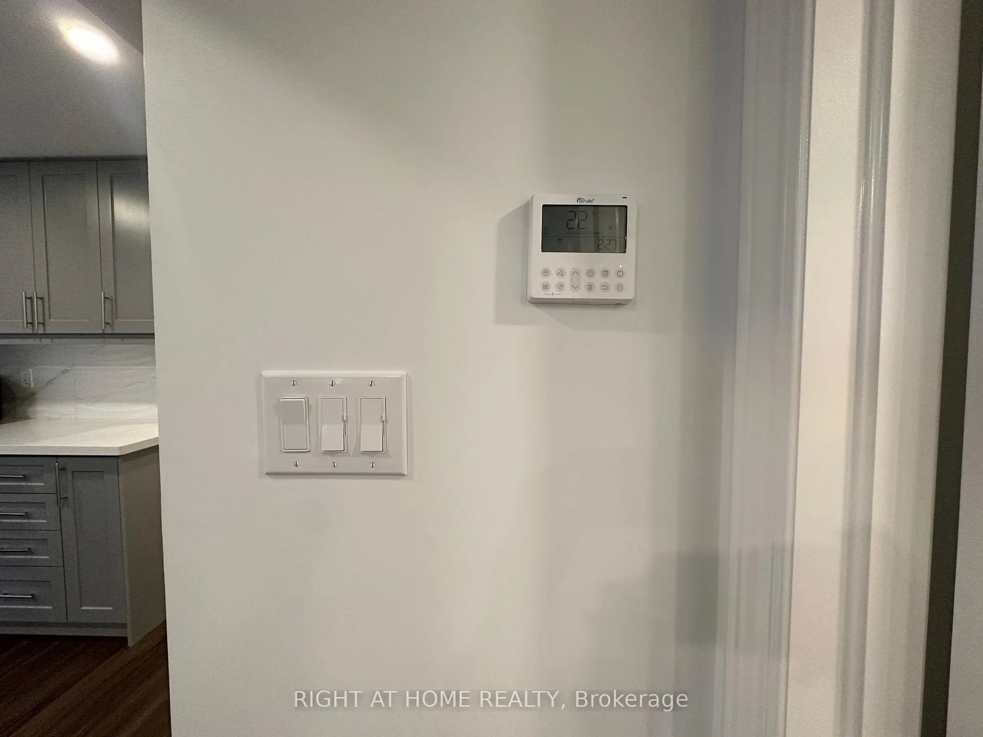 Photo 8 of 481 Bergamot Avenue, Milton, Walker — HOMEH