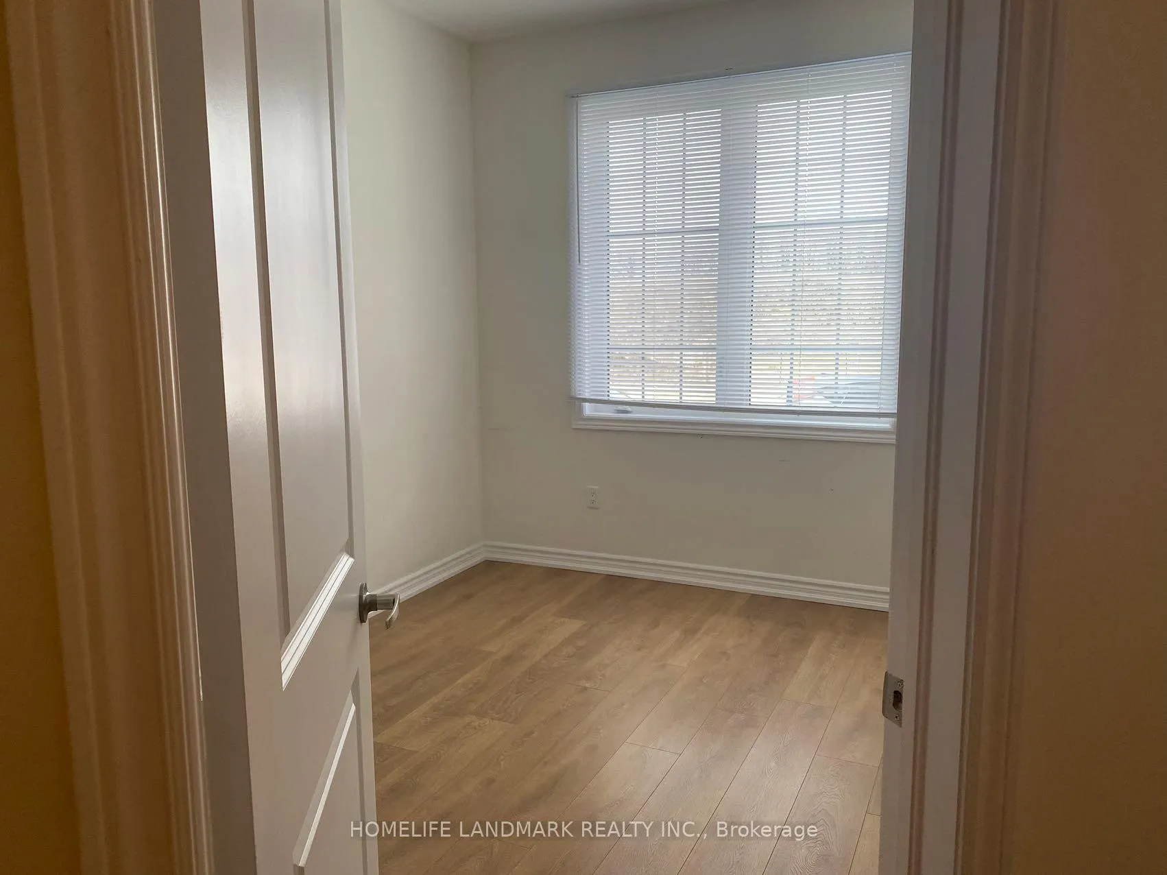 Photo 6 of 157 Rustle Woods Avenue, Markham, Cornell — HOMEH