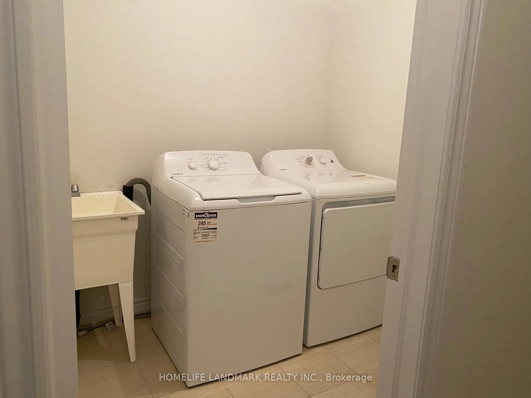 Photo 9 of 157 Rustle Woods Avenue, Markham, Cornell — HOMEH