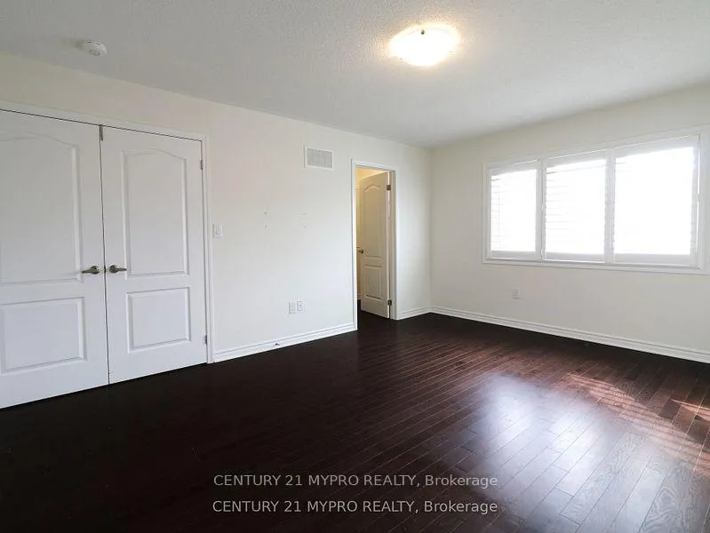 Photo 17 of 71 Westfield Drive, Whitby, Rural Whitby — HOMEH