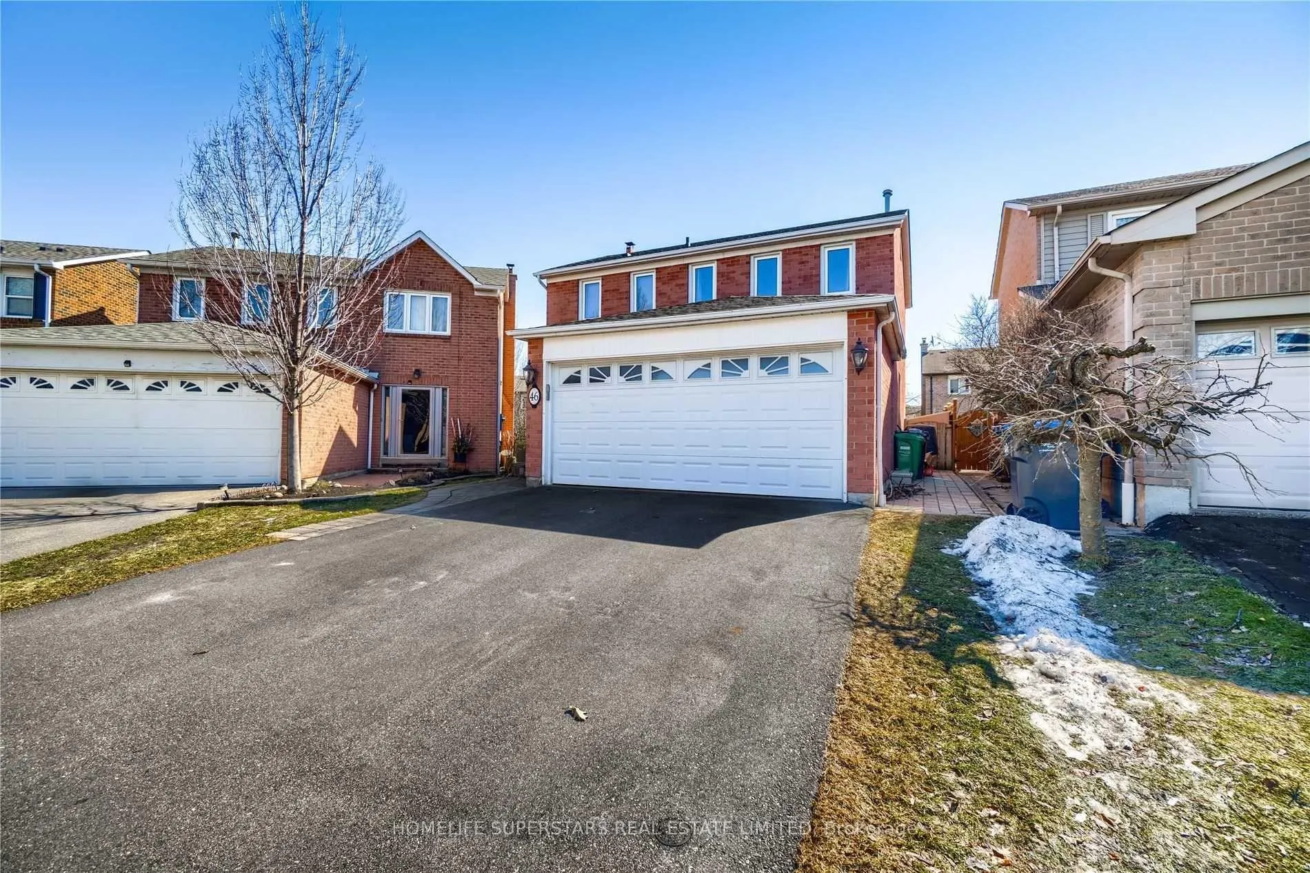 Photo 2 of 46 Nickel Crescent, Brampton, Westgate — HOMEH