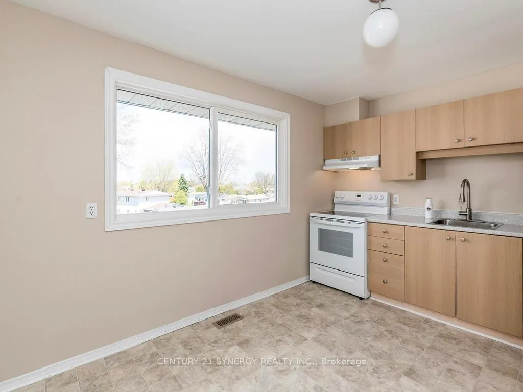 Photo 12 of Unit 34, 2669 Southvale Crescent, Ottawa, Sheffield Glen/Industrial Park — HOMEH