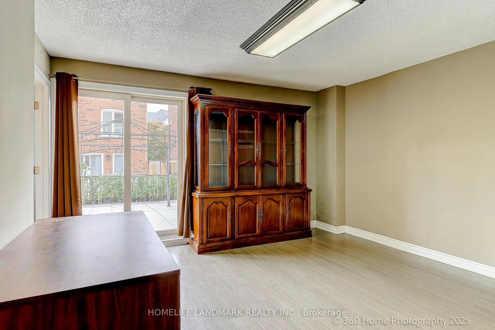 Photo 5 of Unit Lower, 189 Leitchcroft Crescent, Markham, Commerce Valley — HOMEH