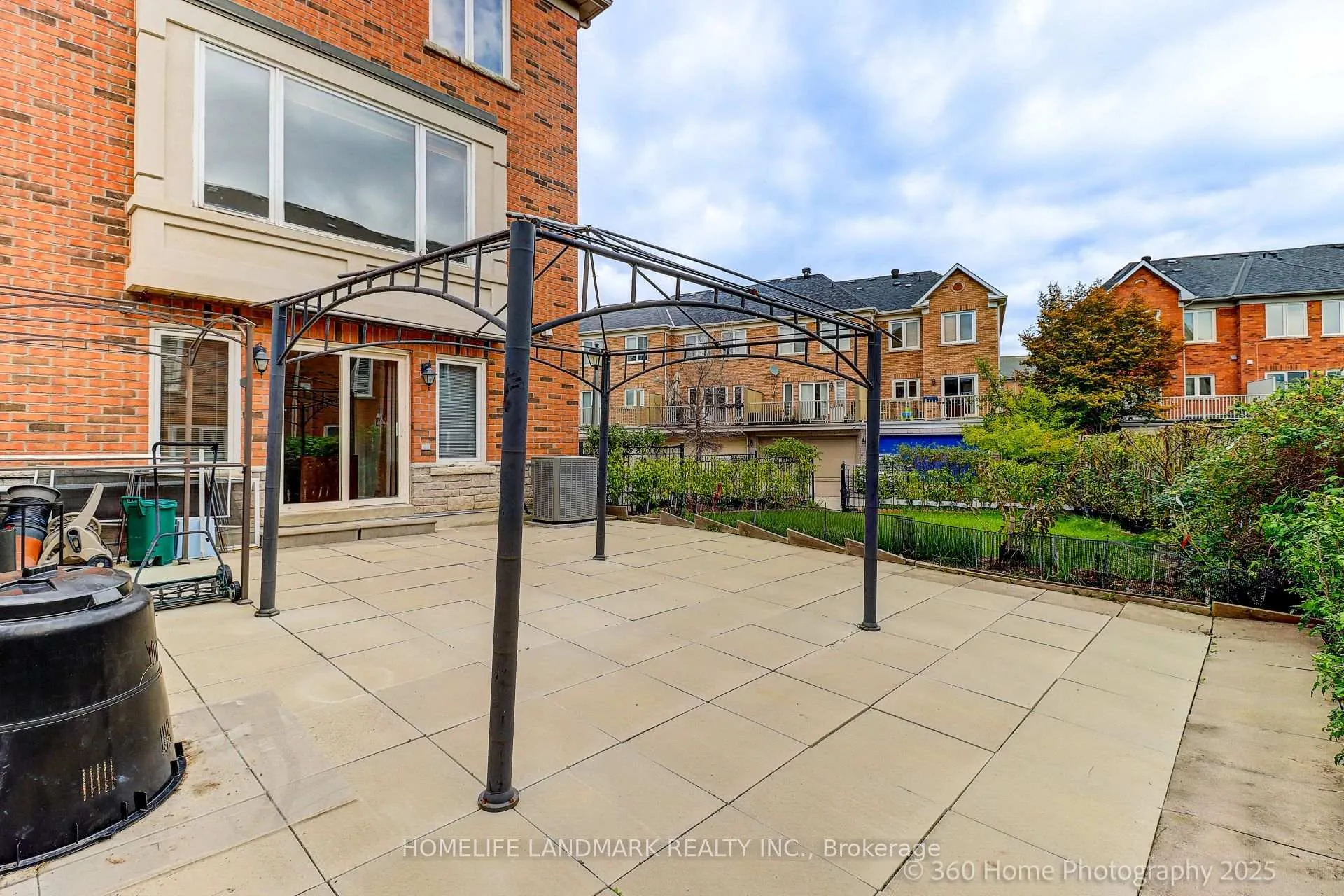 Photo 8 of Unit Lower, 189 Leitchcroft Crescent, Markham, Commerce Valley — HOMEH