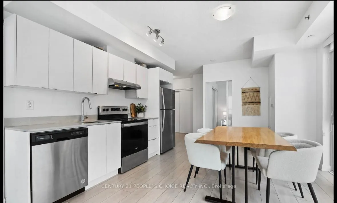 Photo 9 of Unit A616, 3210 Dakota Common, Burlington, Alton — HOMEH