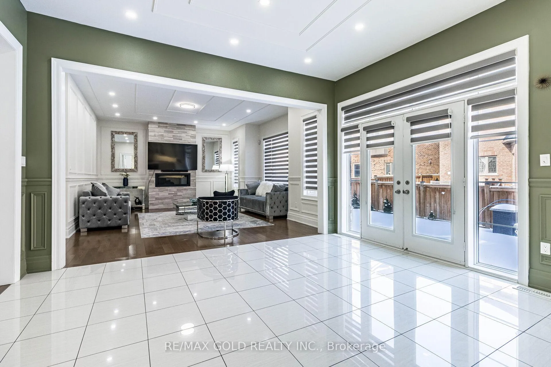 Photo 24 of 28 Cloverhaven Road, Brampton, Toronto Gore Rural Estate — HOMEH