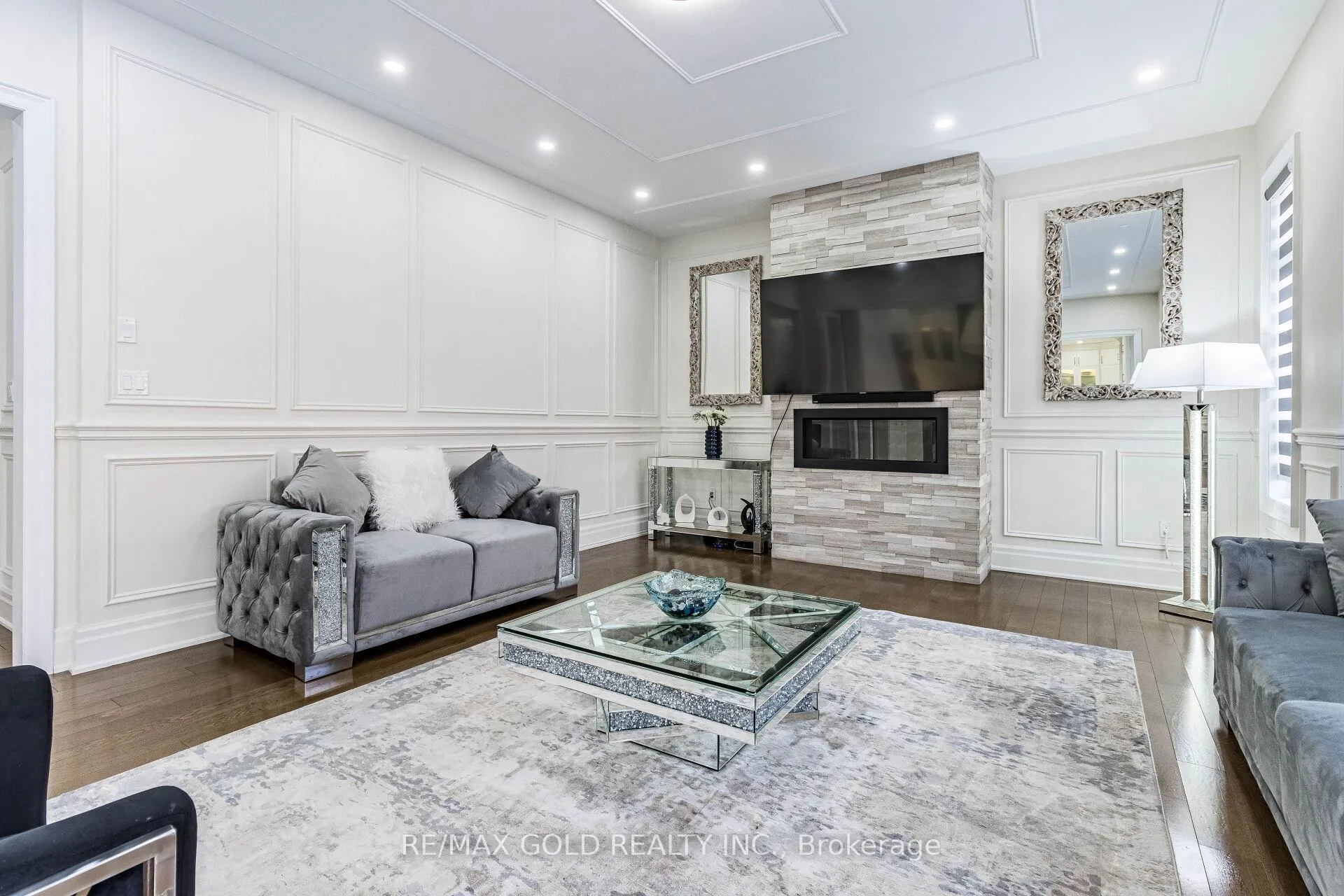 Photo 26 of 28 Cloverhaven Road, Brampton, Toronto Gore Rural Estate — HOMEH