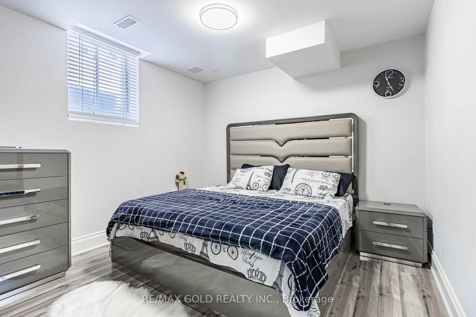 Photo 46 of 28 Cloverhaven Road, Brampton, Toronto Gore Rural Estate — HOMEH