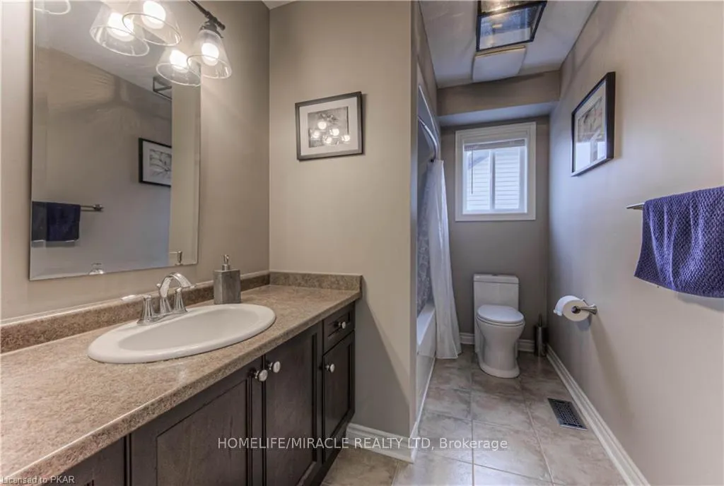Photo 17 of Unit UPPER, 77 Laughland Lane, Guelph, Pineridge/Westminster Woods — HOMEH