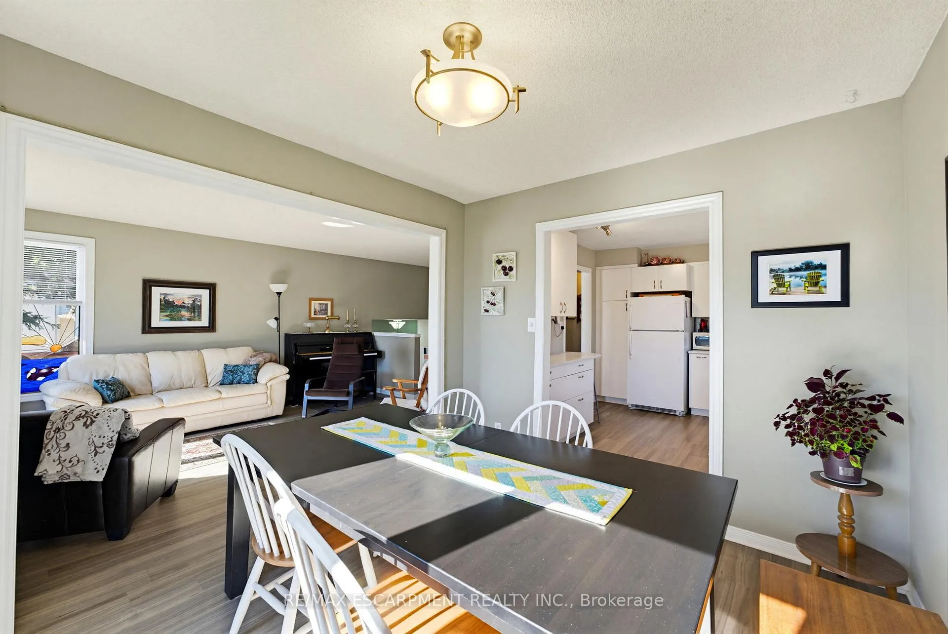 Photo 12 of 3956 Old Orchard Way, Lincoln, Lincoln-Jordan/Vineland — HOMEH