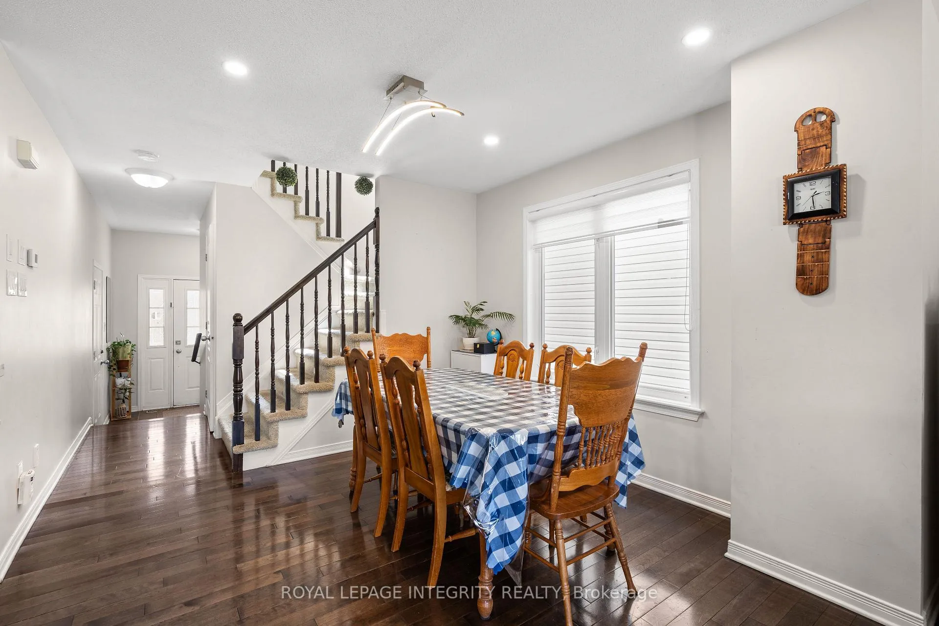 Photo 4 of 407 Celtic Ridge Crescent, Ottawa, Kanata - Morgan's Grant/South March — HOMEH