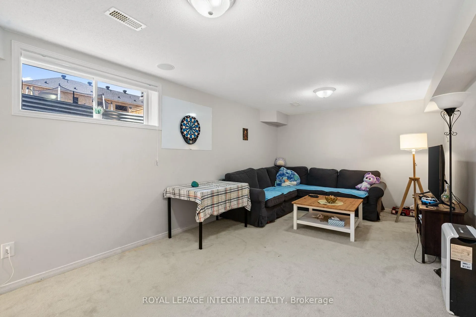 Photo 22 of 407 Celtic Ridge Crescent, Ottawa, Kanata - Morgan's Grant/South March — HOMEH