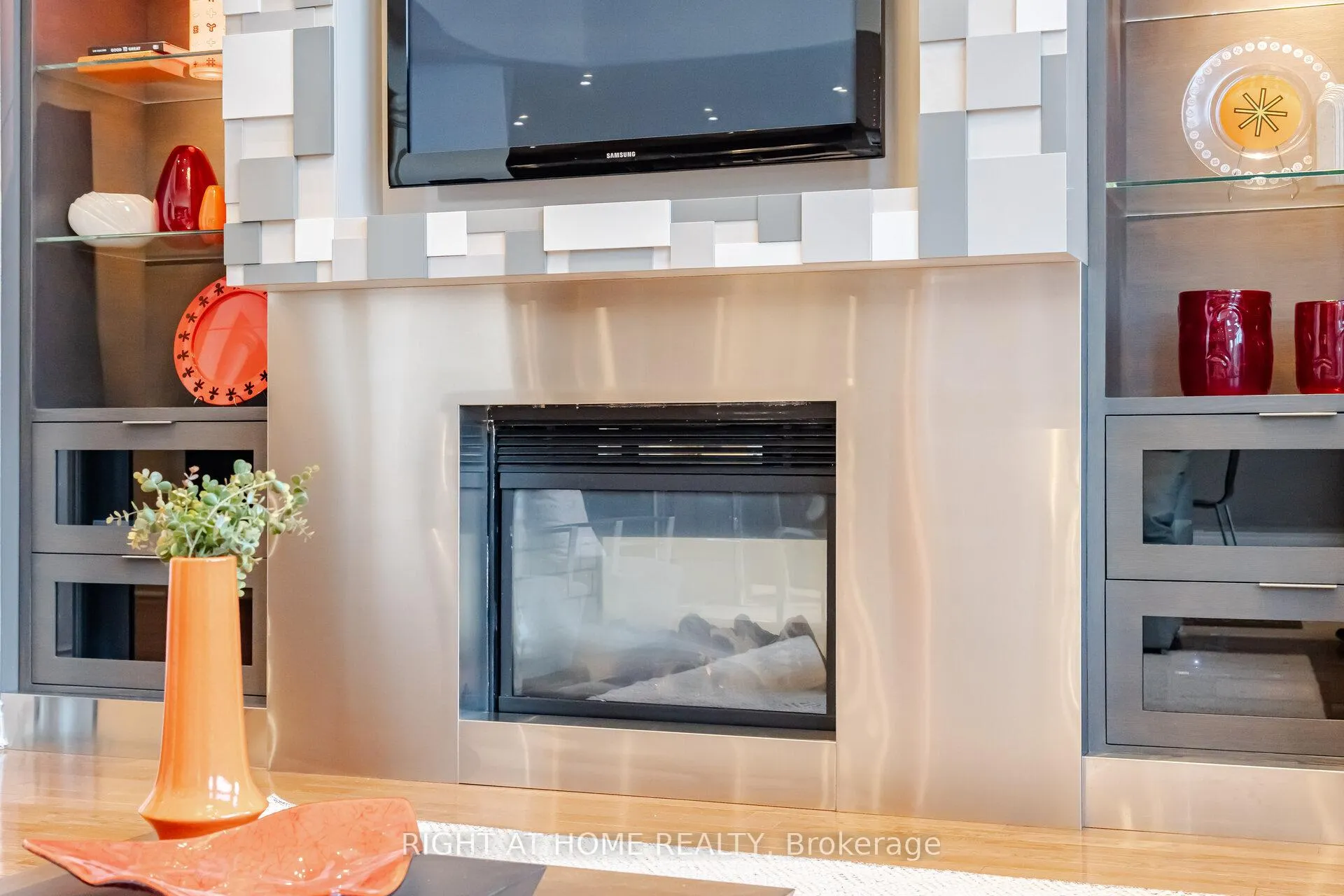 Photo 7 of 3305 Mistwell Crescent, Oakville, Bronte — HOMEH