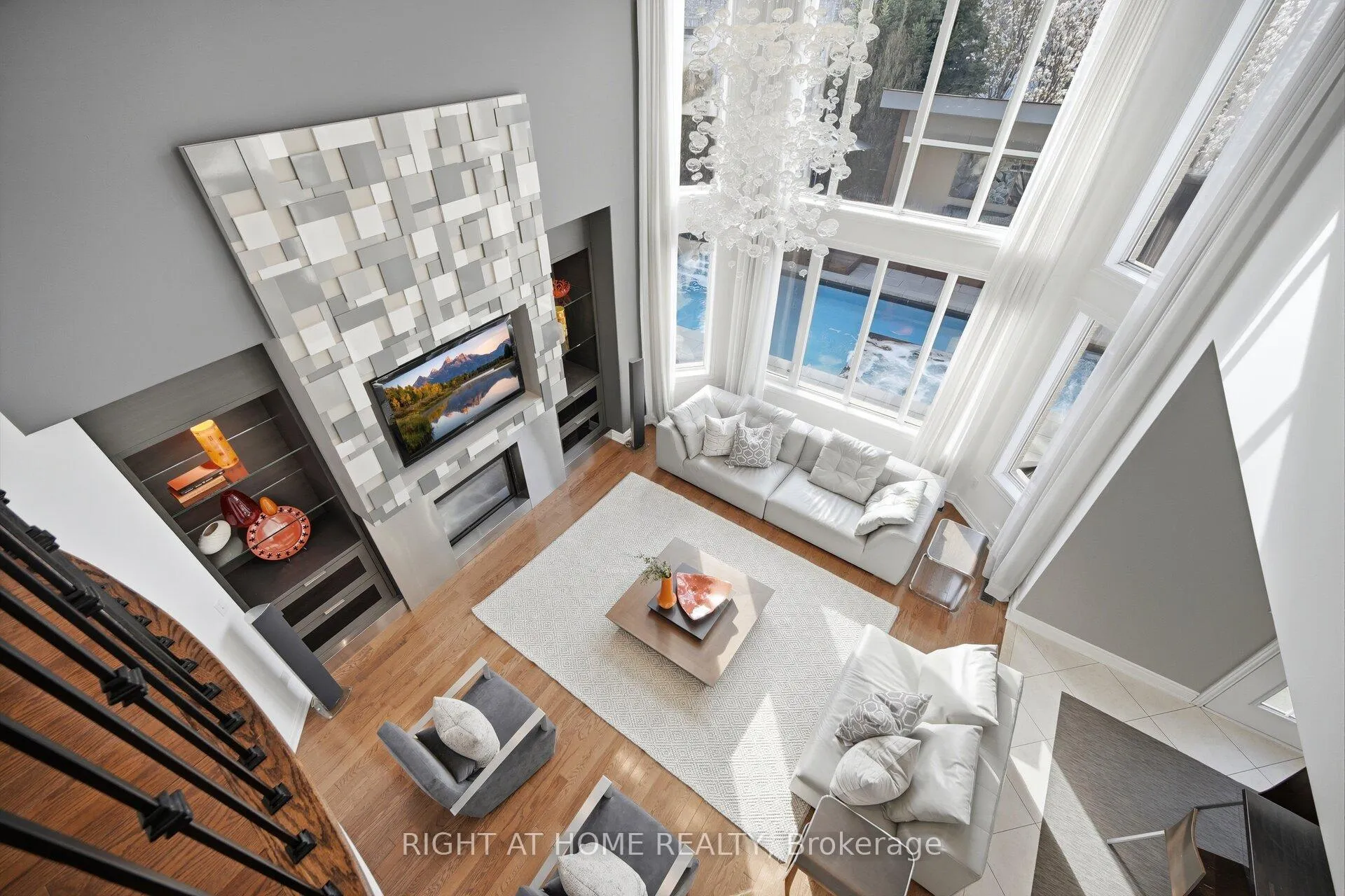 Photo 8 of 3305 Mistwell Crescent, Oakville, Bronte — HOMEH