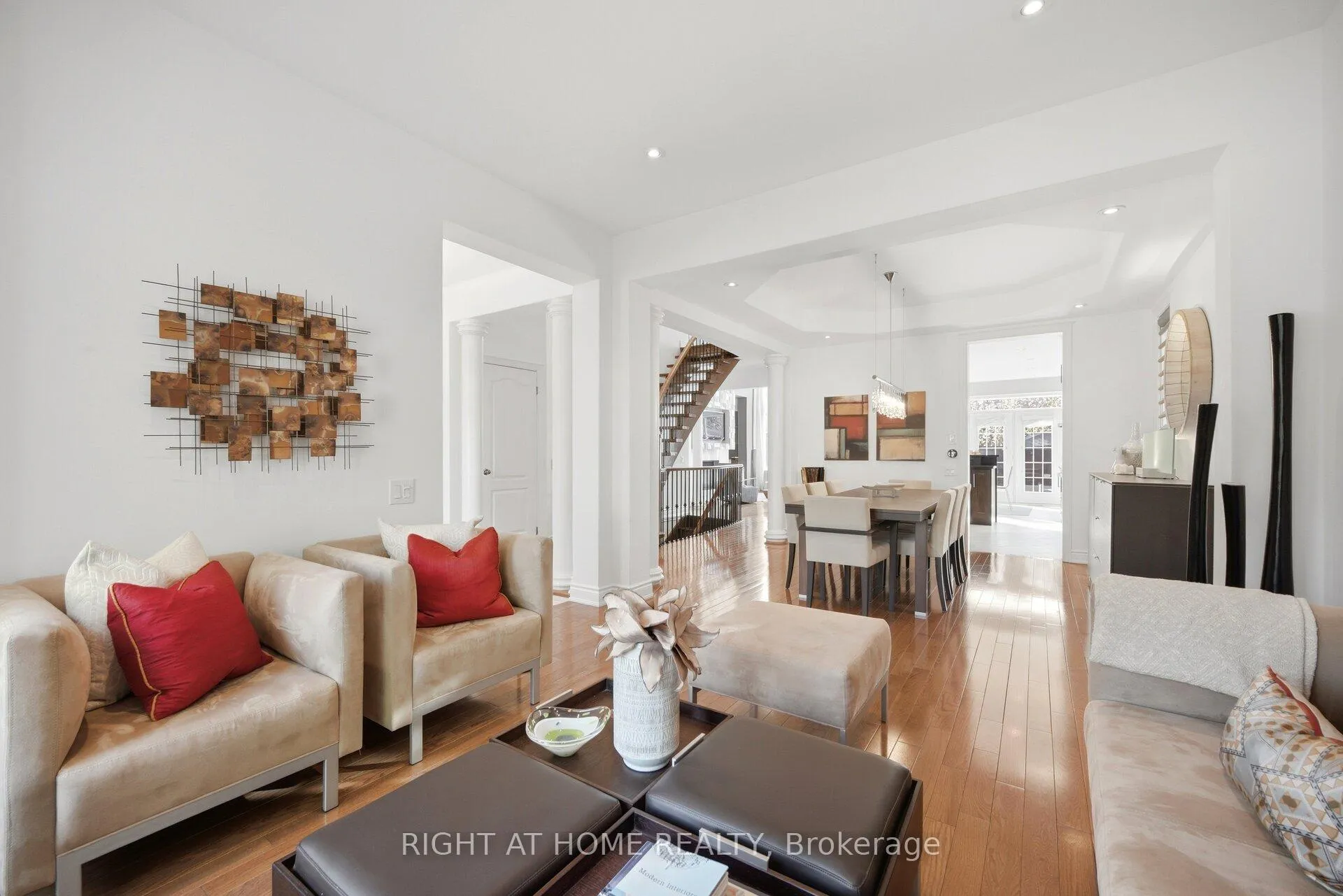 Photo 15 of 3305 Mistwell Crescent, Oakville, Bronte — HOMEH