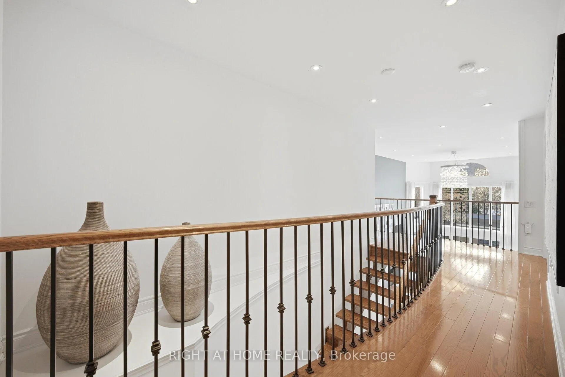 Photo 20 of 3305 Mistwell Crescent, Oakville, Bronte — HOMEH