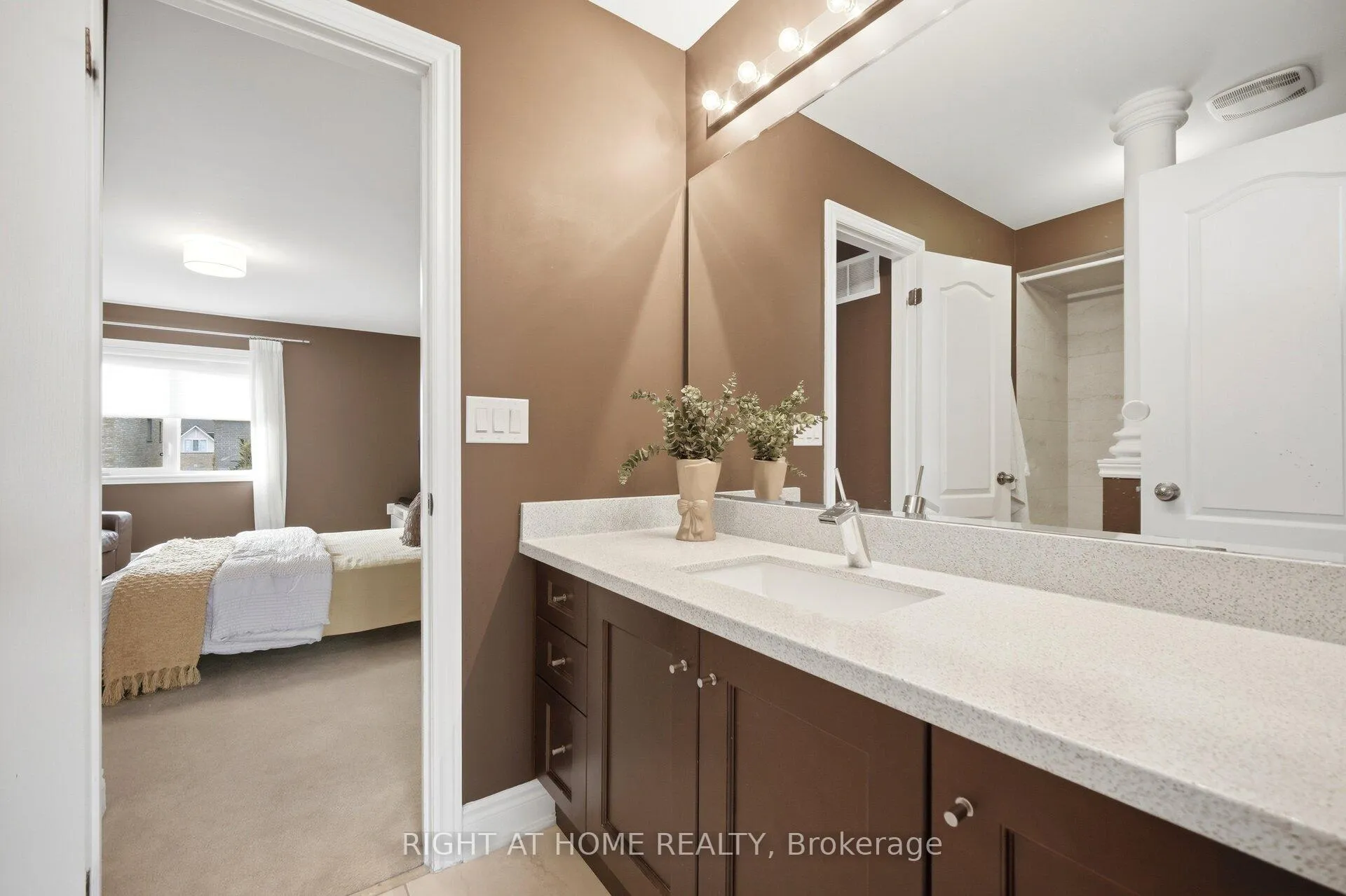 Photo 27 of 3305 Mistwell Crescent, Oakville, Bronte — HOMEH