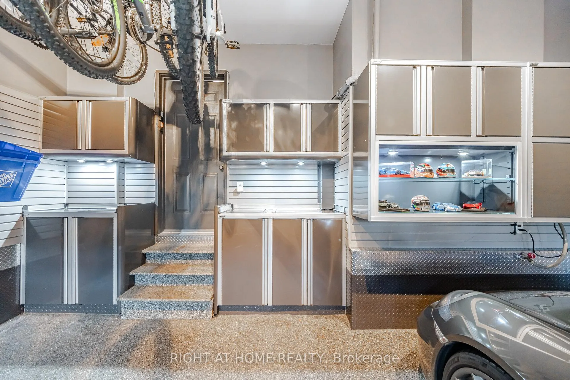 Photo 36 of 3305 Mistwell Crescent, Oakville, Bronte — HOMEH
