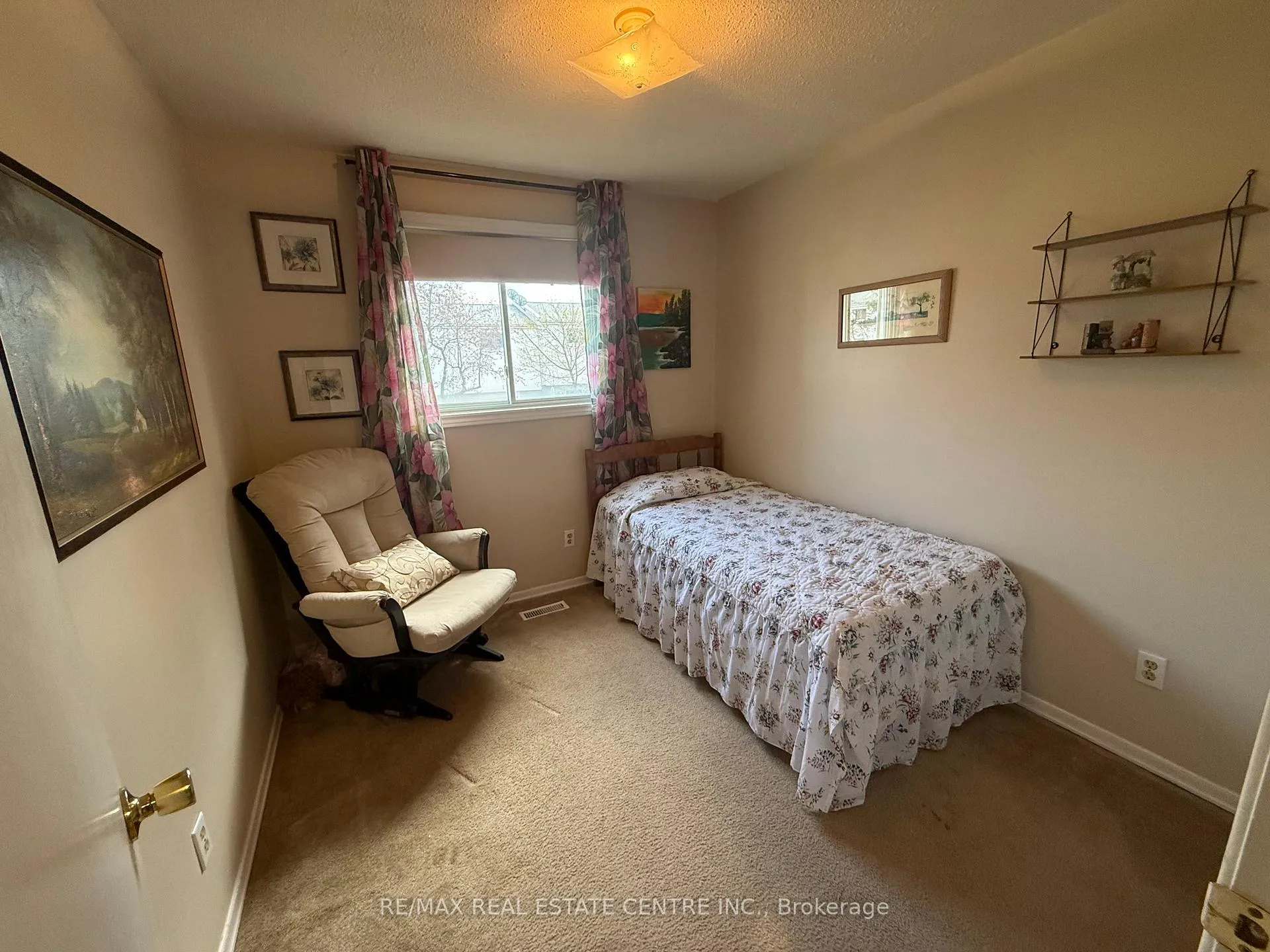 Photo 14 of Unit 21, 325 William Street, Shelburne — HOMEH