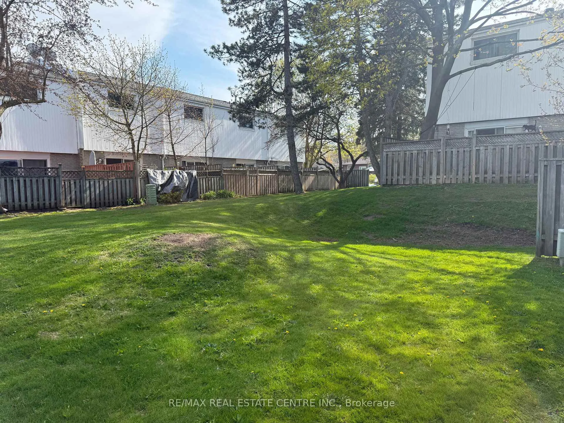 Photo 26 of Unit 21, 325 William Street, Shelburne — HOMEH