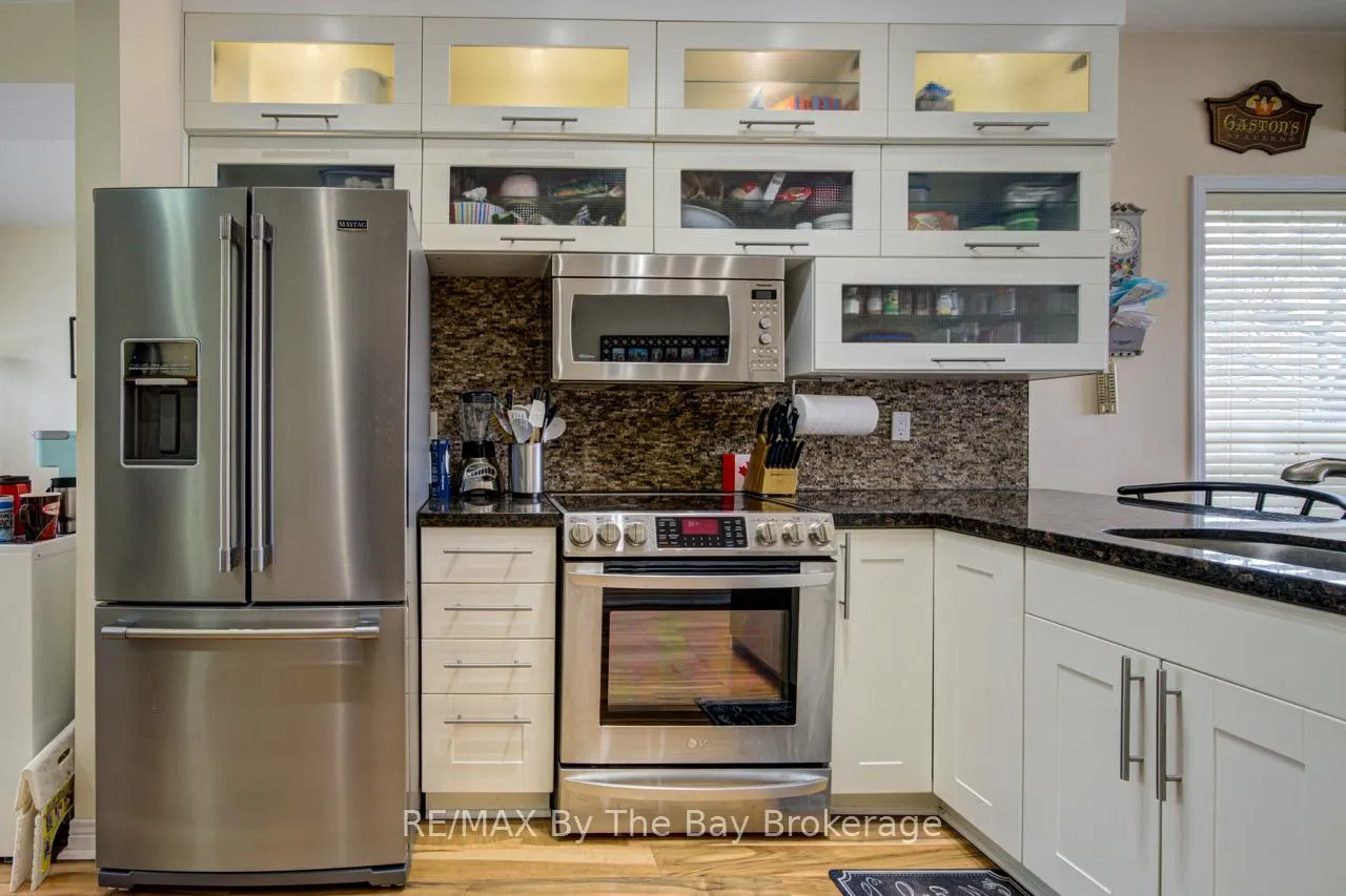 Photo 12 of Unit 1, 216 River Road E, Wasaga Beach — HOMEH