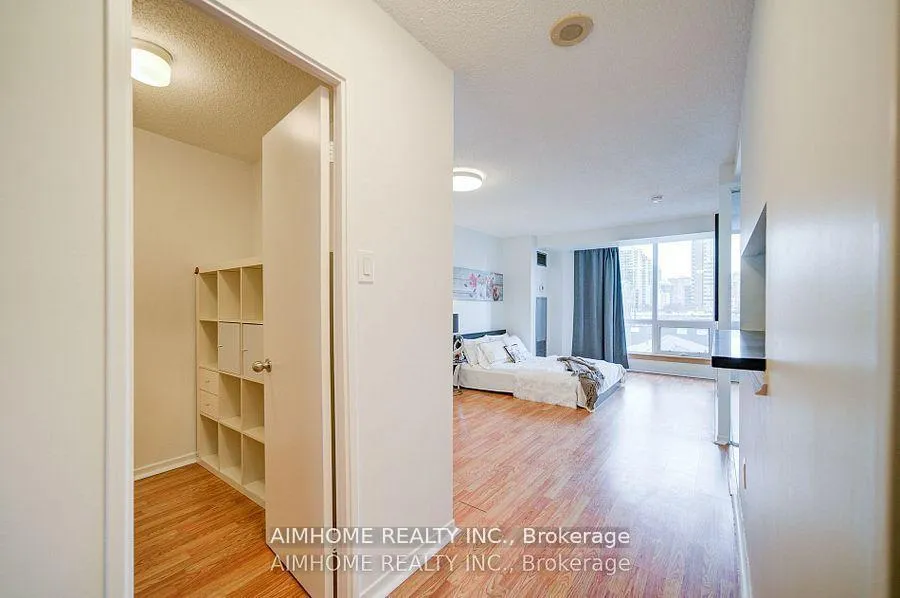 Photo 2 of Unit 603, 1055 Bay Street, Toronto, Bay Street Corridor — HOMEH