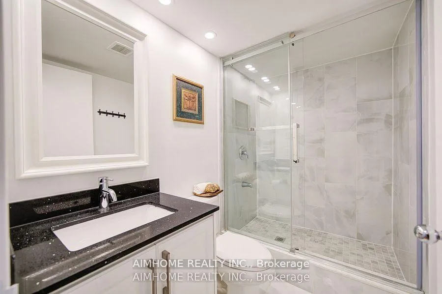 Photo 4 of Unit 603, 1055 Bay Street, Toronto, Bay Street Corridor — HOMEH