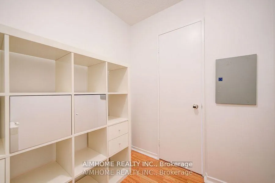 Photo 5 of Unit 603, 1055 Bay Street, Toronto, Bay Street Corridor — HOMEH