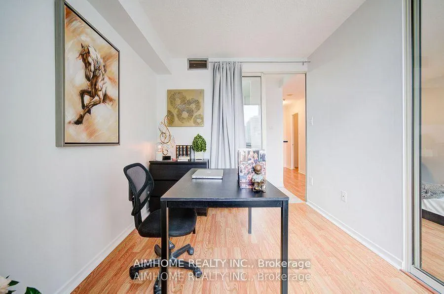 Photo 14 of Unit 603, 1055 Bay Street, Toronto, Bay Street Corridor — HOMEH
