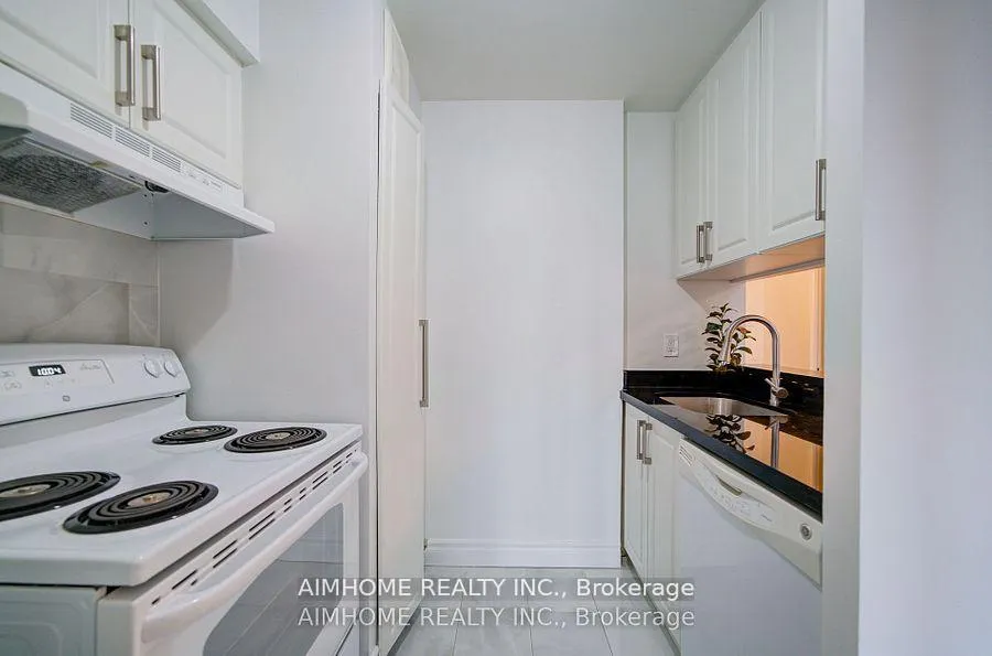 Photo 17 of Unit 603, 1055 Bay Street, Toronto, Bay Street Corridor — HOMEH