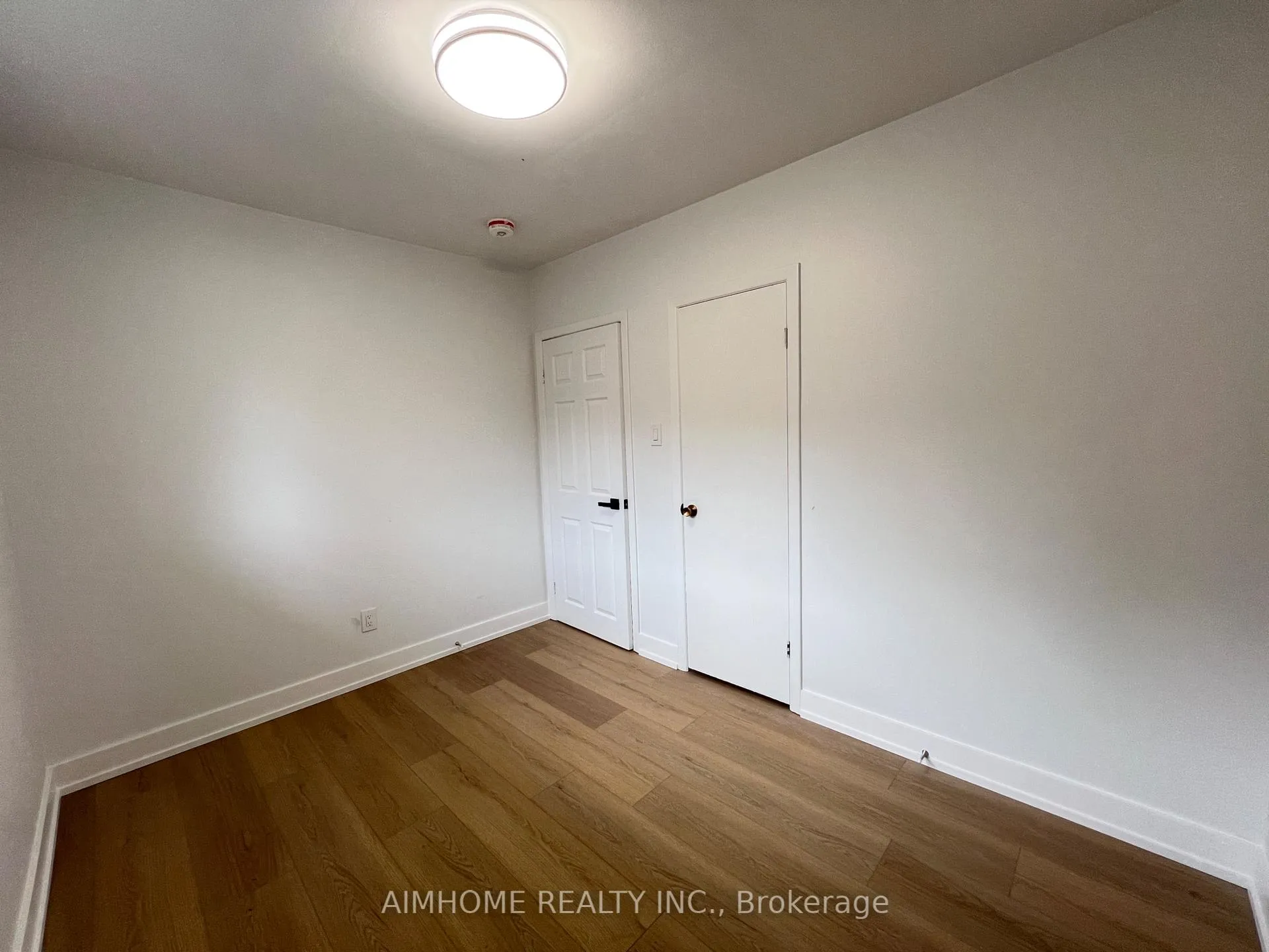 Photo 7 of 22 Denver Place, Scarborough, Woburn — HOMEH