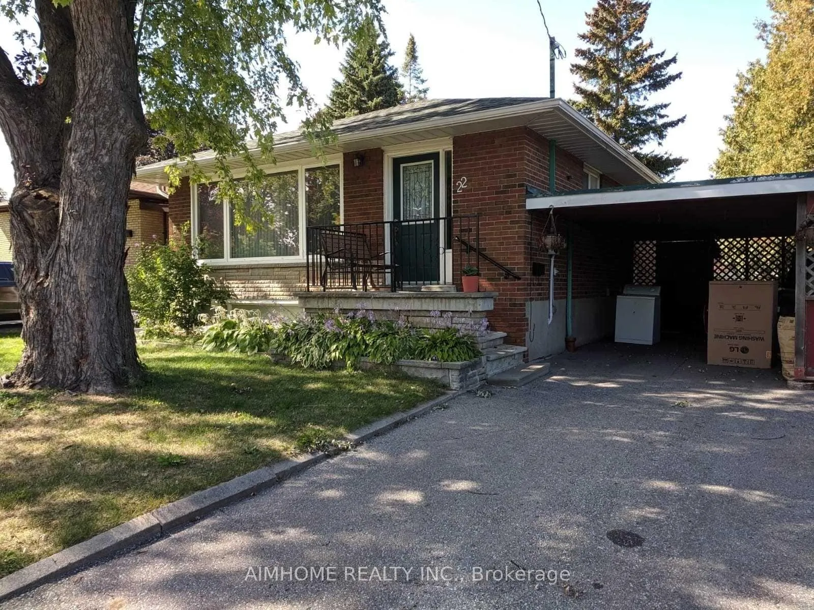 Photo 25 of 22 Denver Place, Scarborough, Woburn — HOMEH