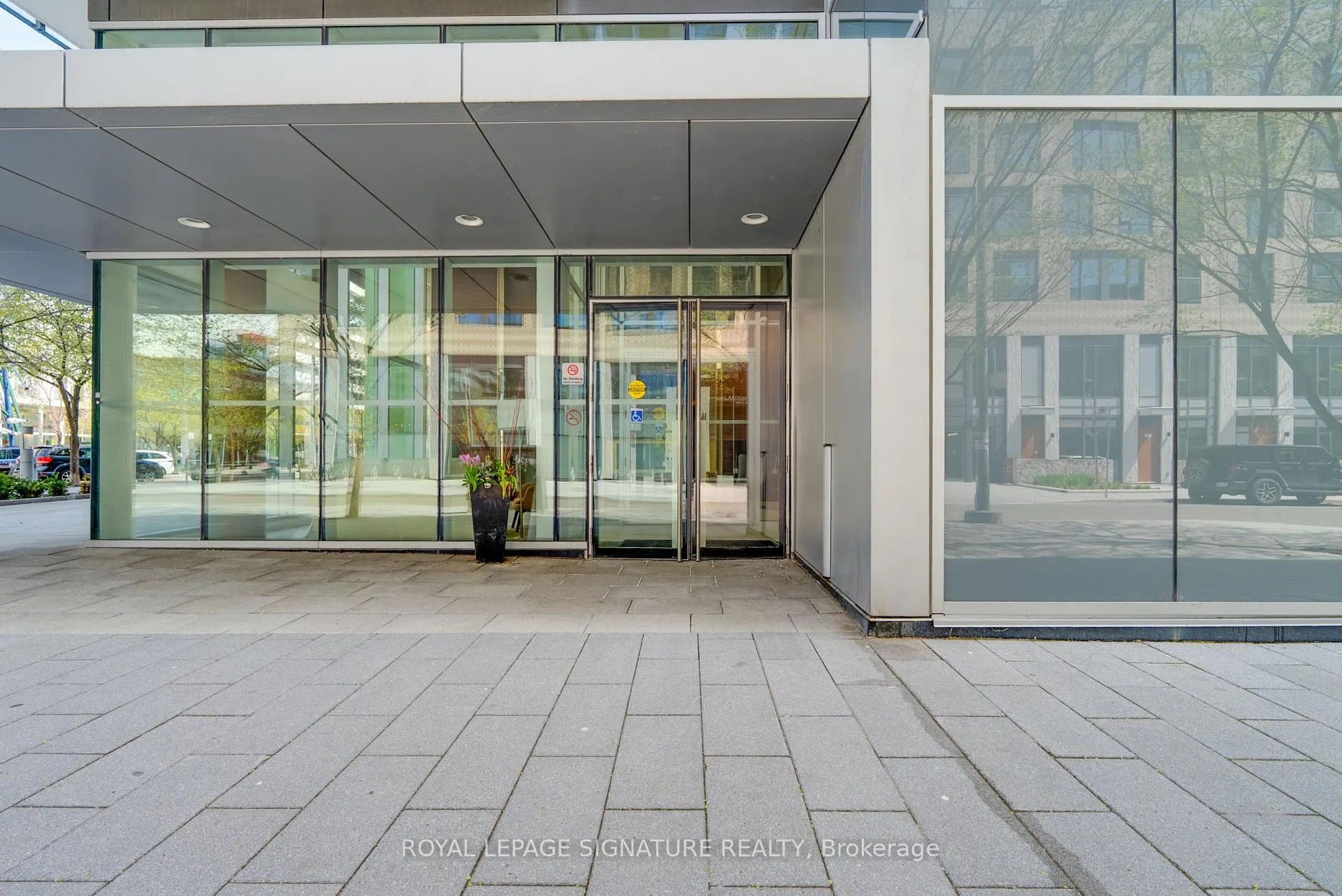 Photo 10 of Unit N430, 455 Front Street E, Toronto, Waterfront Communities — HOMEH