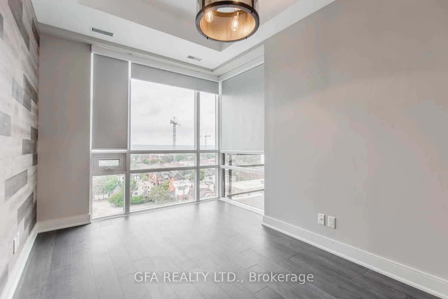 Photo 8 of Unit 1105, 150 Main Street W, Hamilton, Central — HOMEH