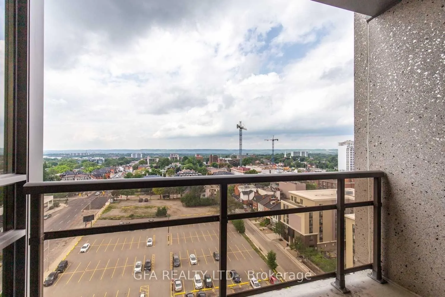 Photo 9 of Unit 1105, 150 Main Street W, Hamilton, Central — HOMEH