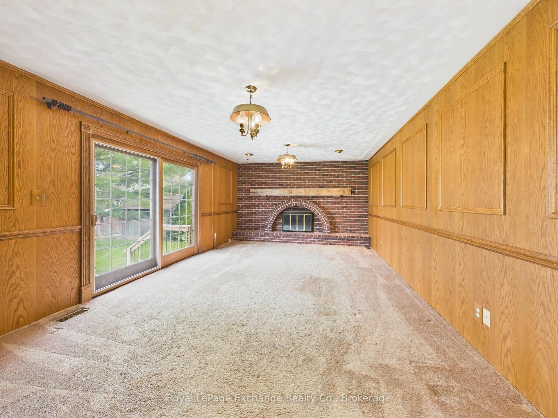 Photo 13 of 96 Penetangore Row, Kincardine — HOMEH