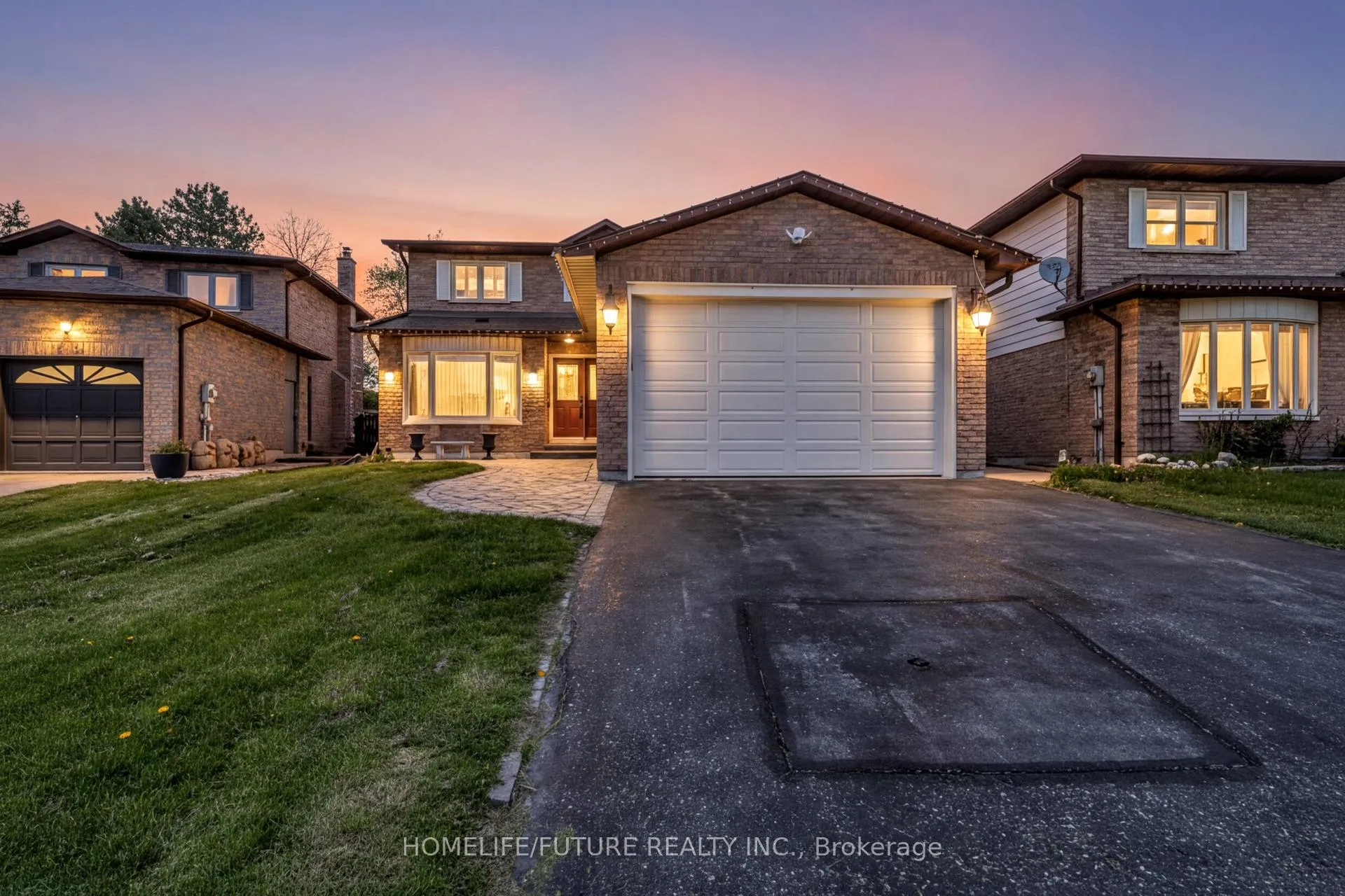 Photo 1 of 86 Robinson Crescent, Whitby, Pringle Creek — HOMEH