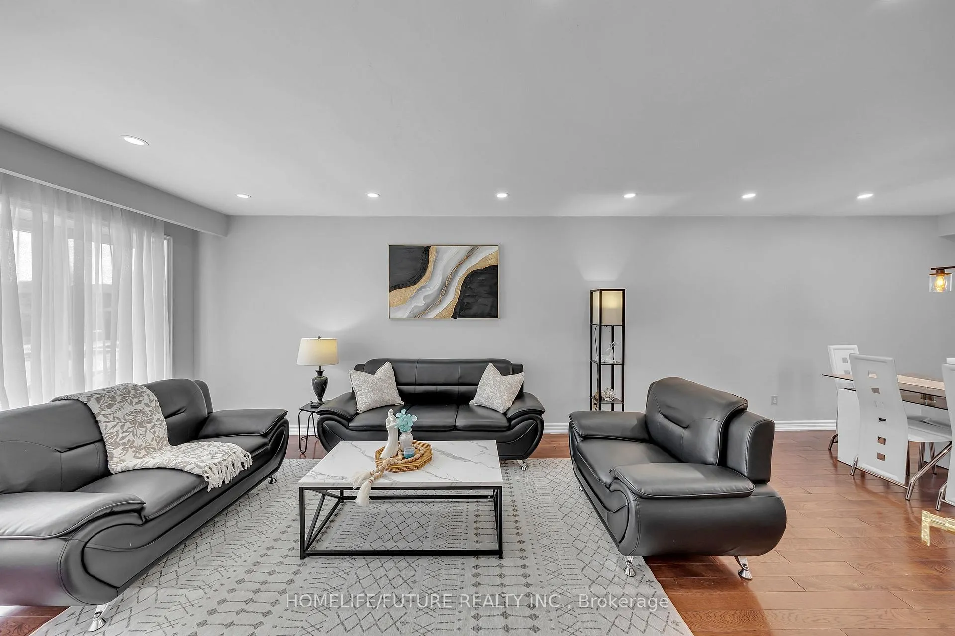 Photo 5 of 86 Robinson Crescent, Whitby, Pringle Creek — HOMEH
