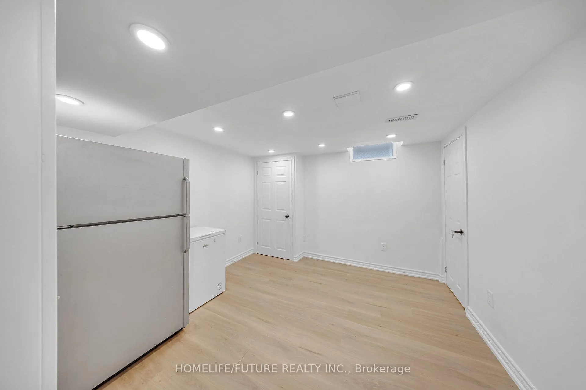 Photo 32 of 86 Robinson Crescent, Whitby, Pringle Creek — HOMEH