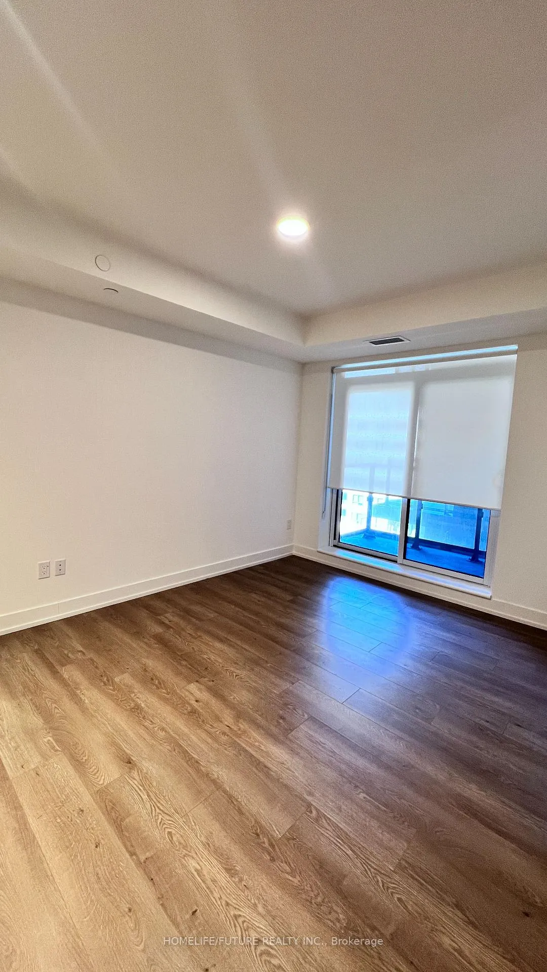 Front of Unit 826, 8 Cedarland Drive