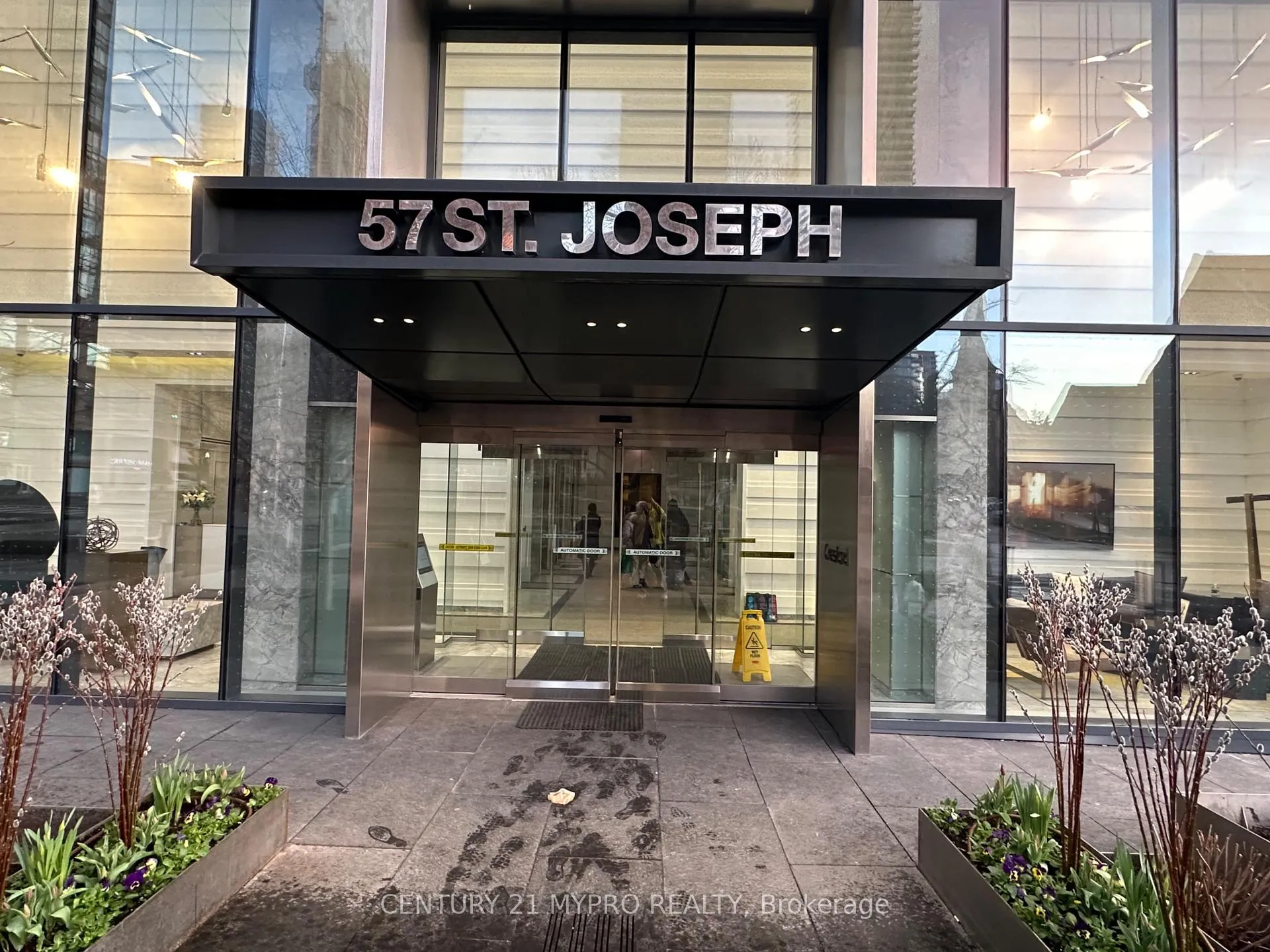 Photo 2 of Unit 612, 57 St Joseph Street, Toronto, Bay Street Corridor — HOMEH