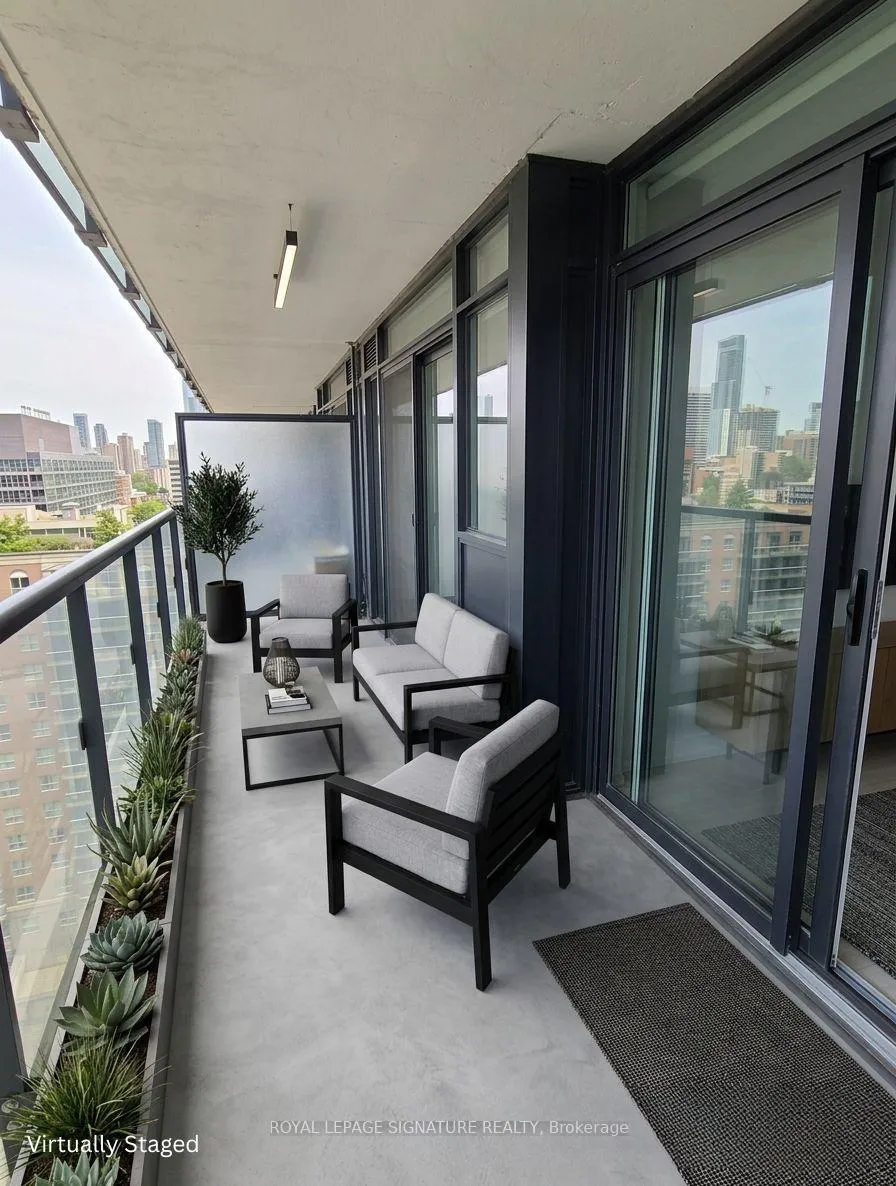 Photo 6 of Unit 2107, 400 Adelaide Street E, Toronto, Moss Park — HOMEH