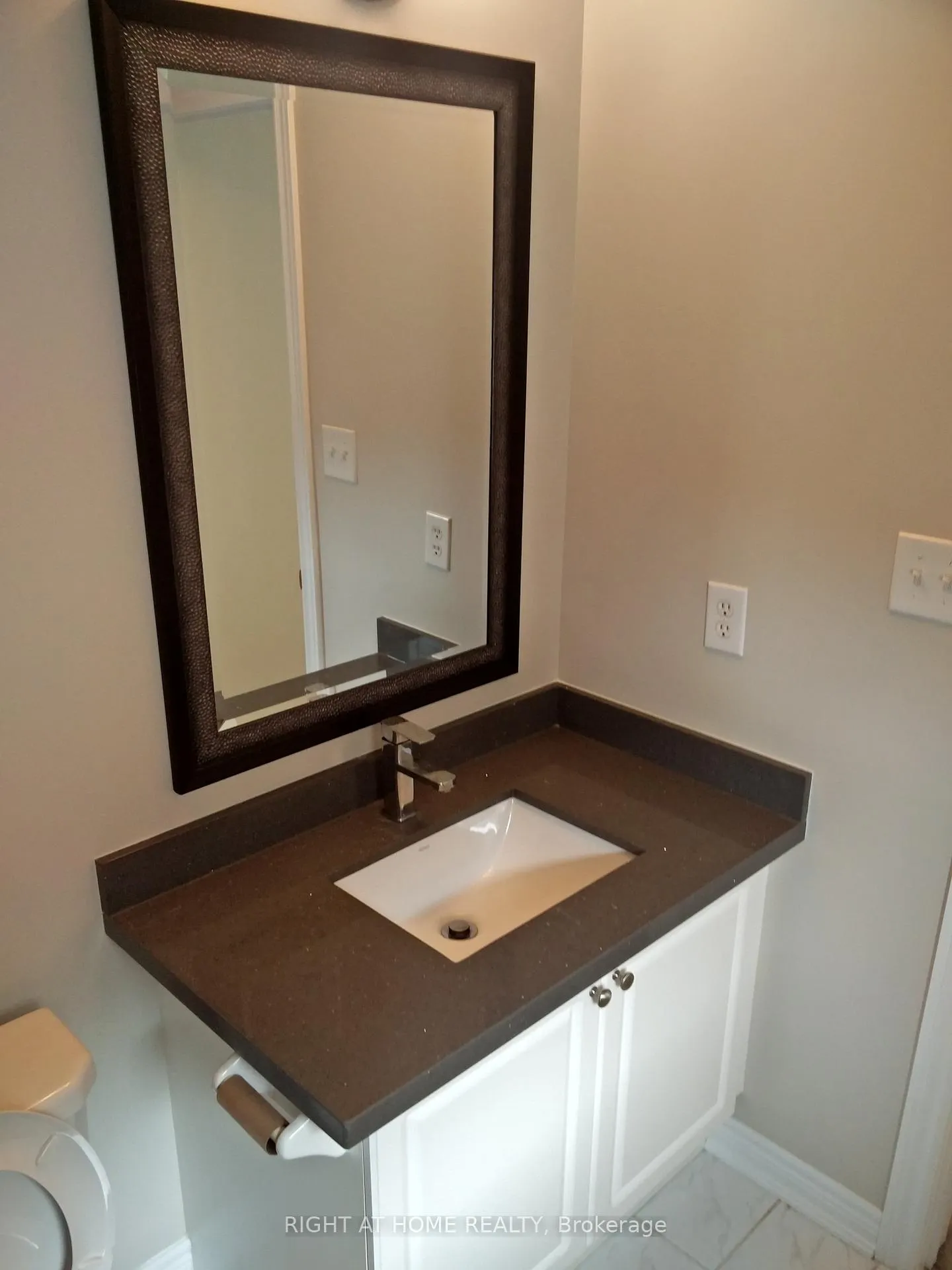 Photo 11 of 39 Daleridge Crescent, Brampton, Bram East — HOMEH