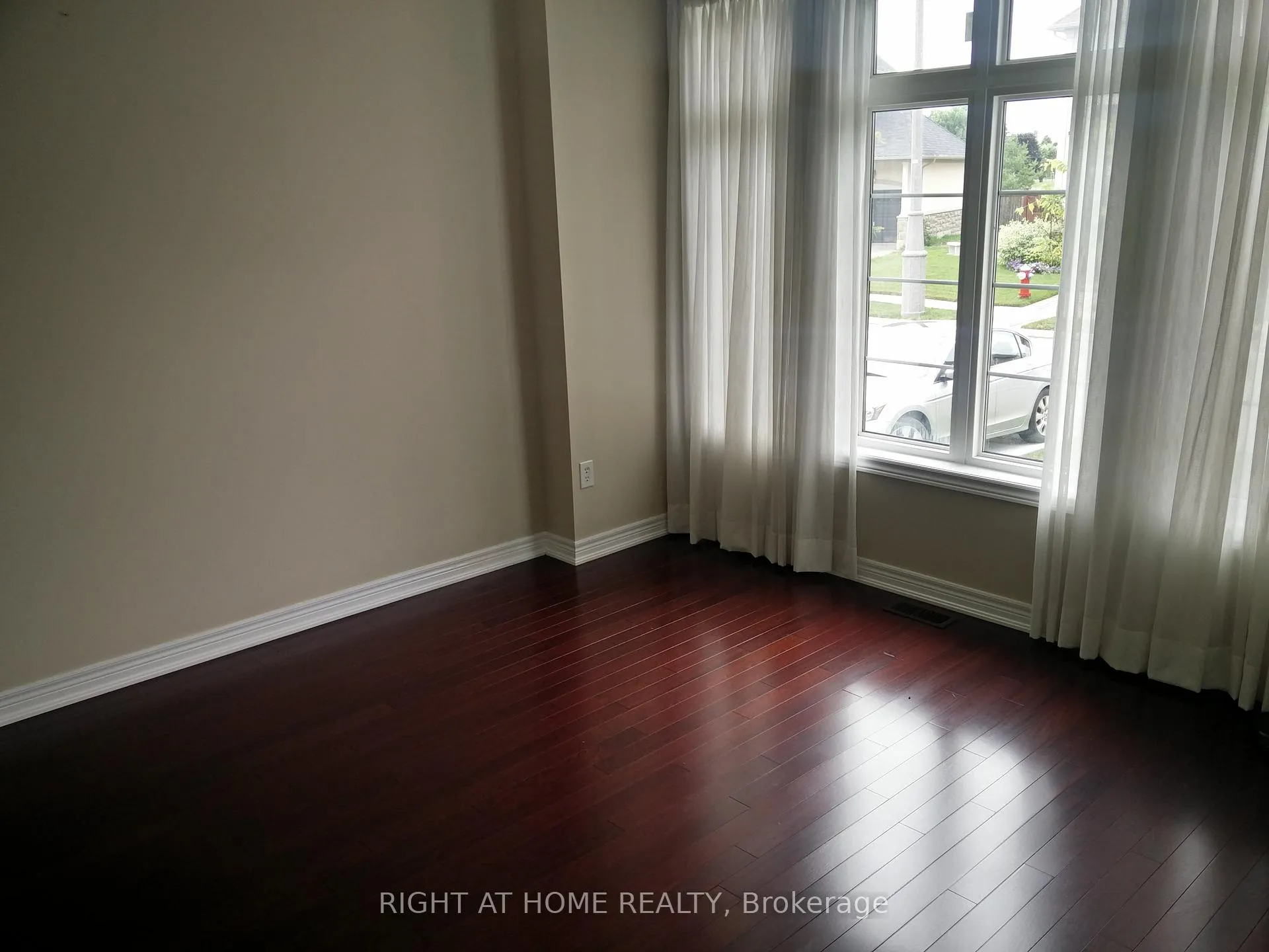 Photo 14 of 39 Daleridge Crescent, Brampton, Bram East — HOMEH