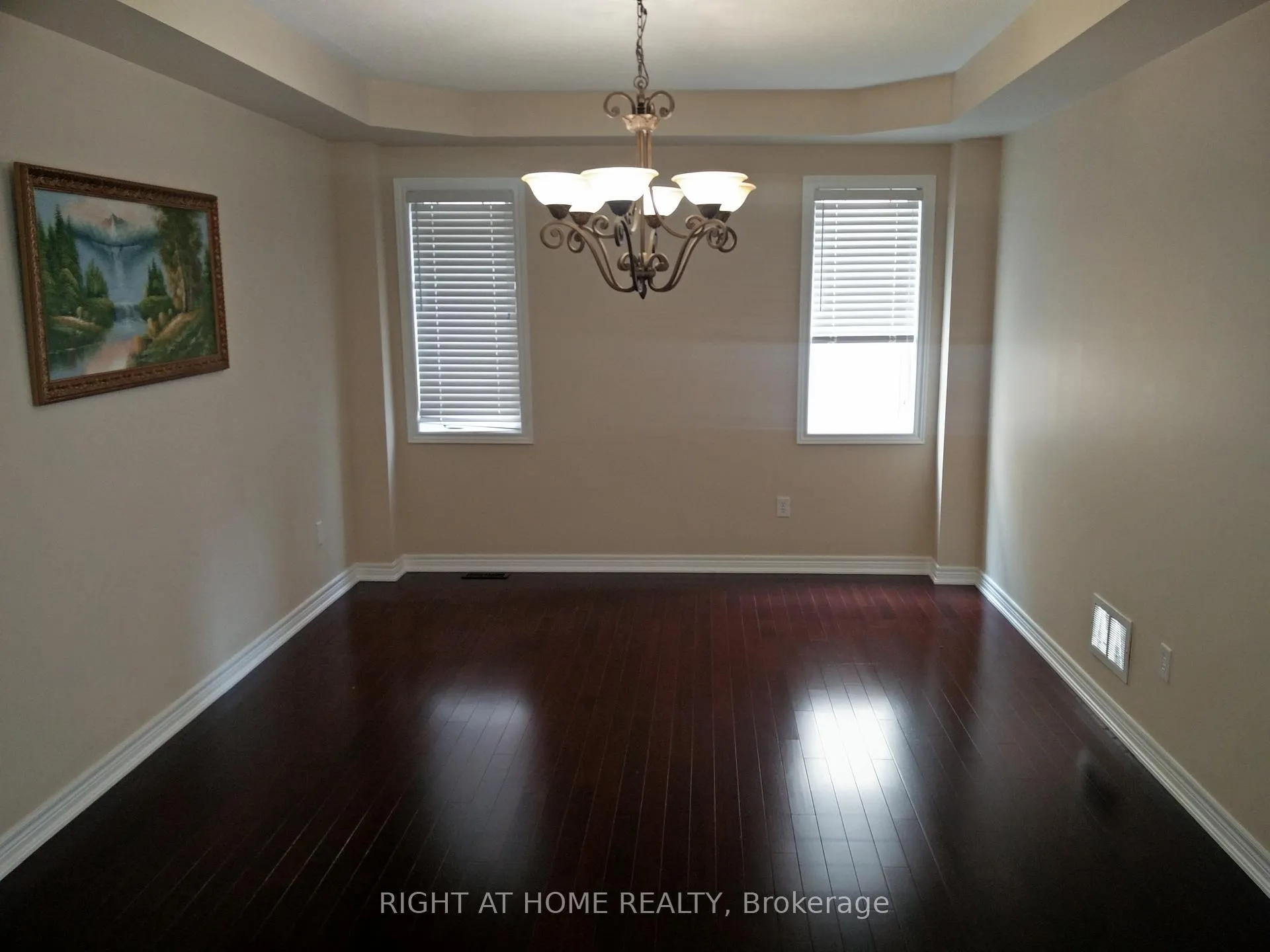 Photo 19 of 39 Daleridge Crescent, Brampton, Bram East — HOMEH