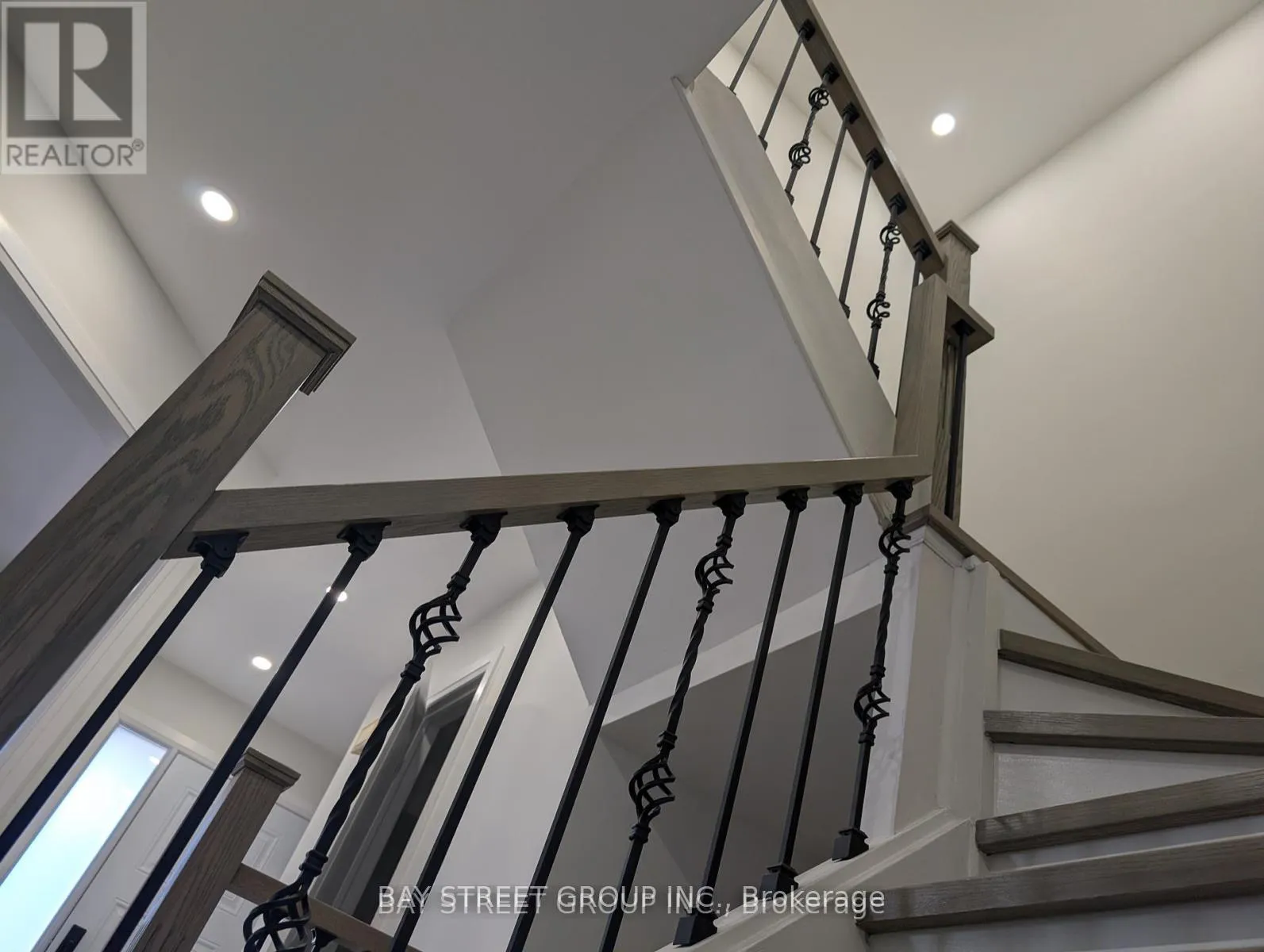 Photo 9 of 44 Lilac Avenue, Markham, Aileen-Willowbrook — HOMEH