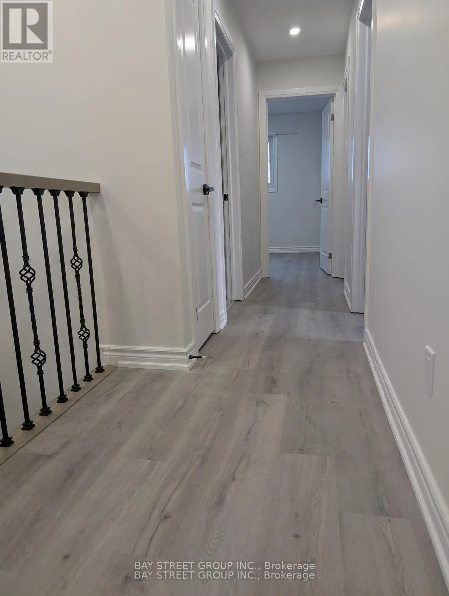 Photo 10 of 44 Lilac Avenue, Markham, Aileen-Willowbrook — HOMEH